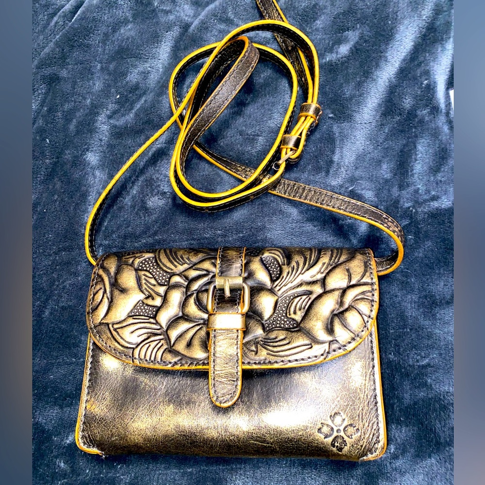 ❣️LAST CHANCE❣️CLOSET CLEAN OUT THIS MONTH❣️EUC PATRICIA NASH CROSSBODY PURSE